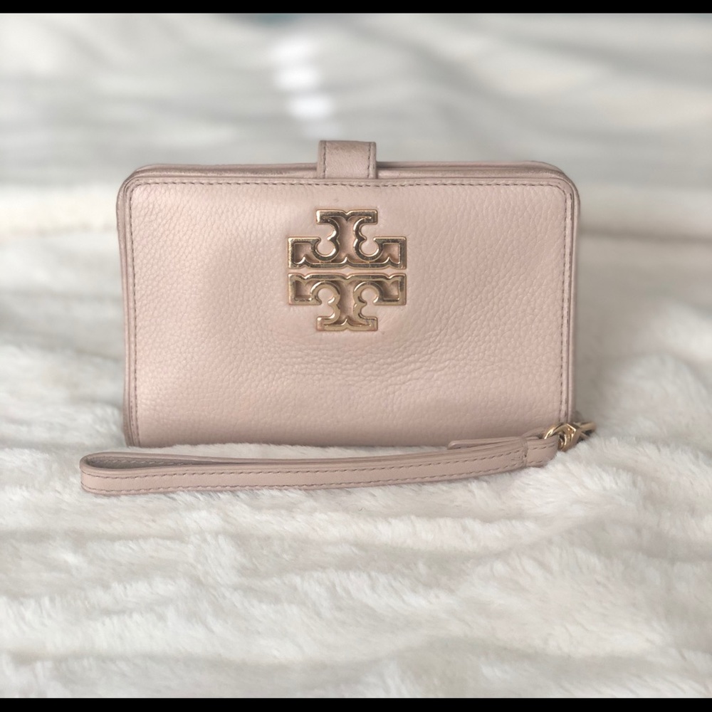 Tory Burch Britten Smartphone Wallet/Wristlet